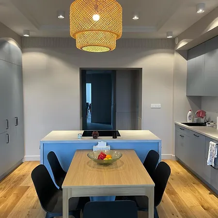 Apartment Rytm Miasta 2 *